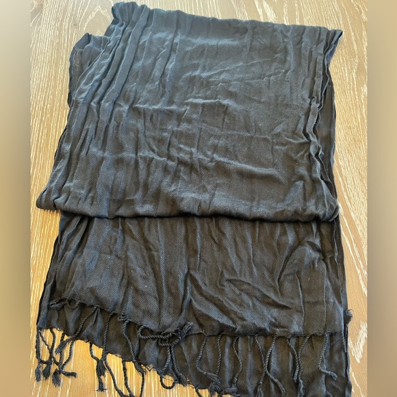 Thin black scarf with tassel details. OSFA - Picture 1 of 3